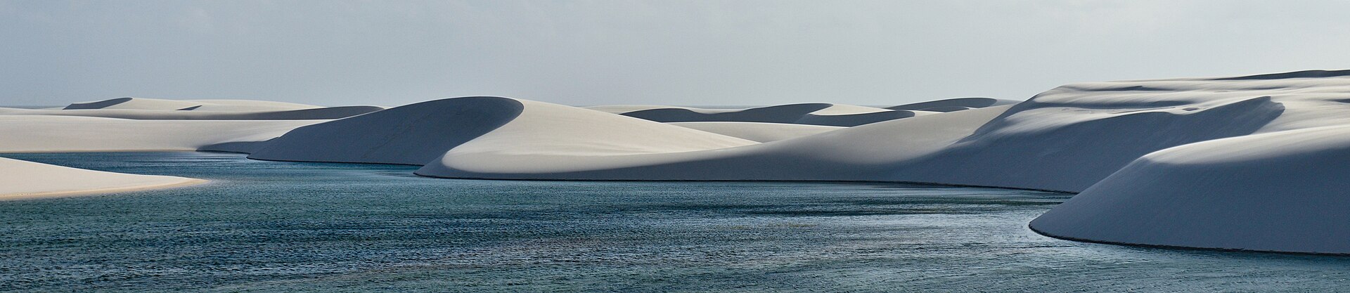 Dunas e lagoas dos Lençóis Maranhenses